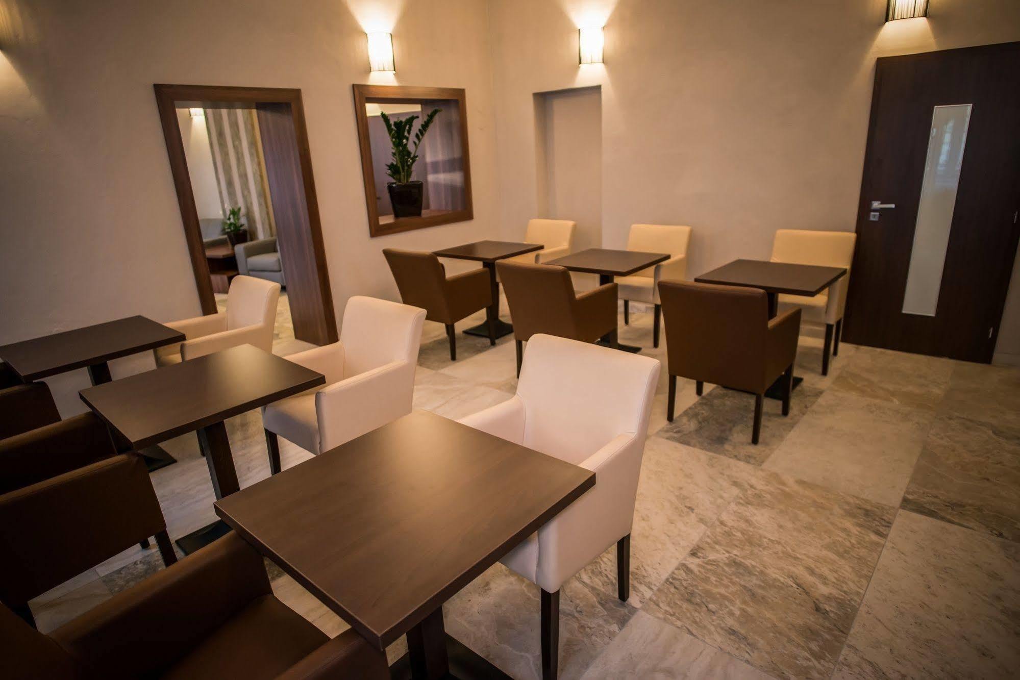 Hotel City Bell Prague Luaran gambar